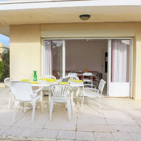 Apartment Les Hirondelles By Interhome