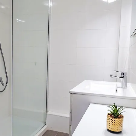 Les Hirondelles By Interhome *